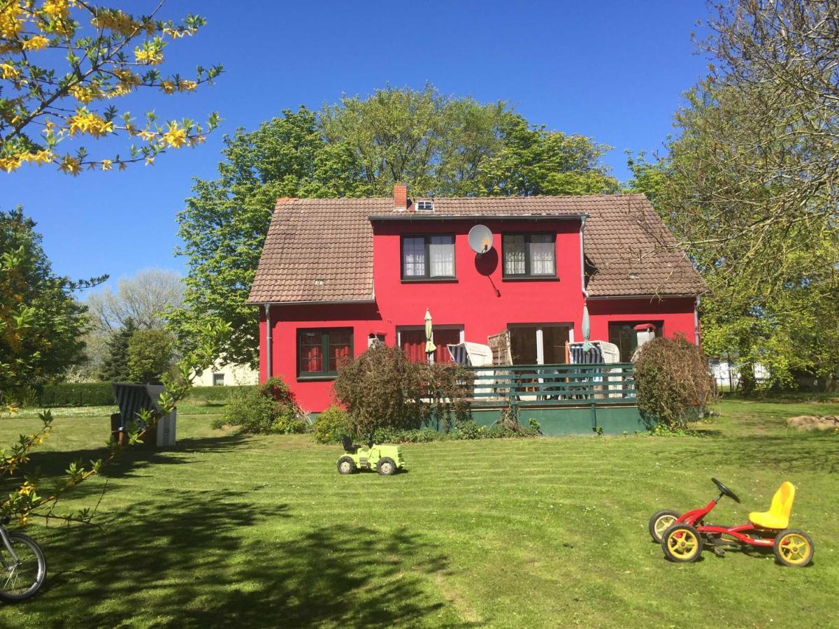 Ferienhaus 1 _ Ferien Im Gutspark Mattchow Exteriör bild