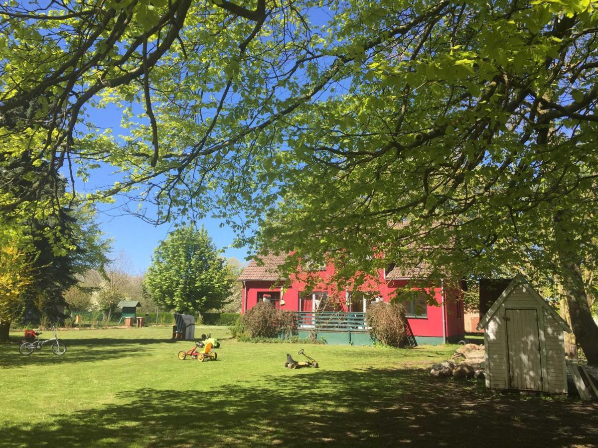 Ferienhaus 1 _ Ferien Im Gutspark Mattchow Exteriör bild